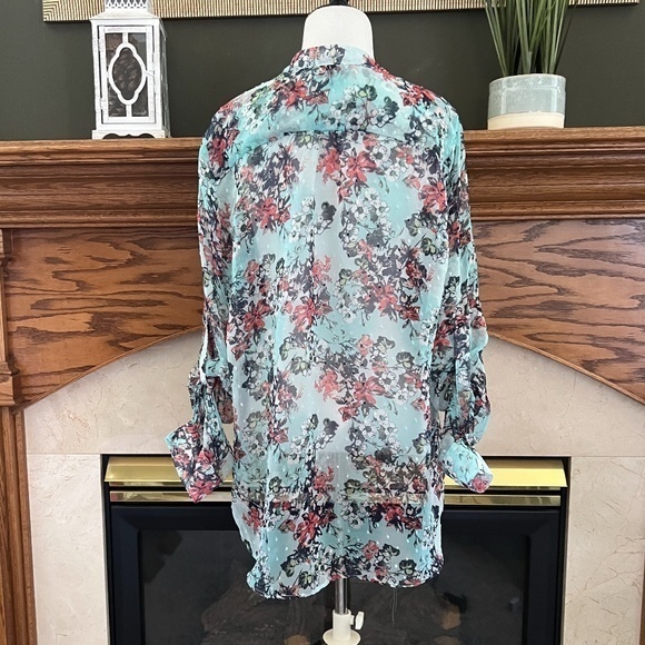 Kut from the Kloth Floral Print Textured Blouse Sz. L - Picture 9 of 14